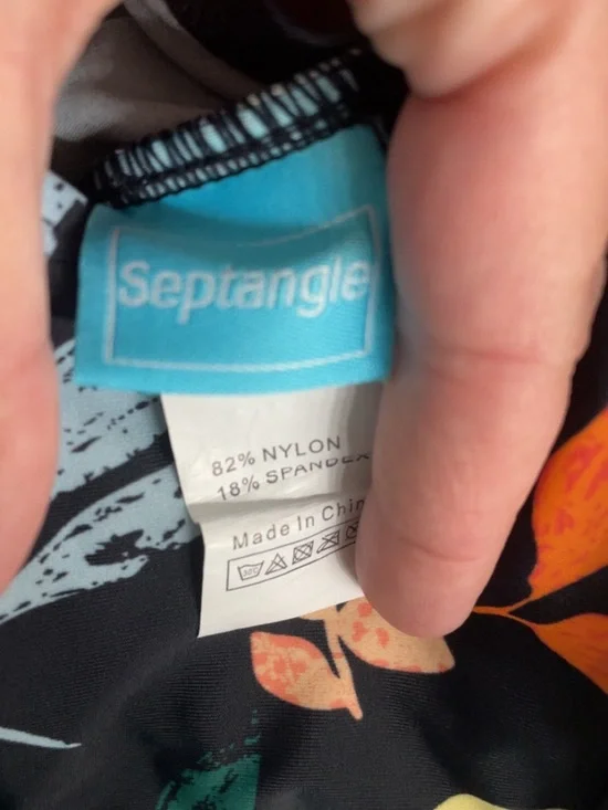 Black Floral Ruffle Tankini Top - Multicolor Leaf Print - Picture 2 of 6